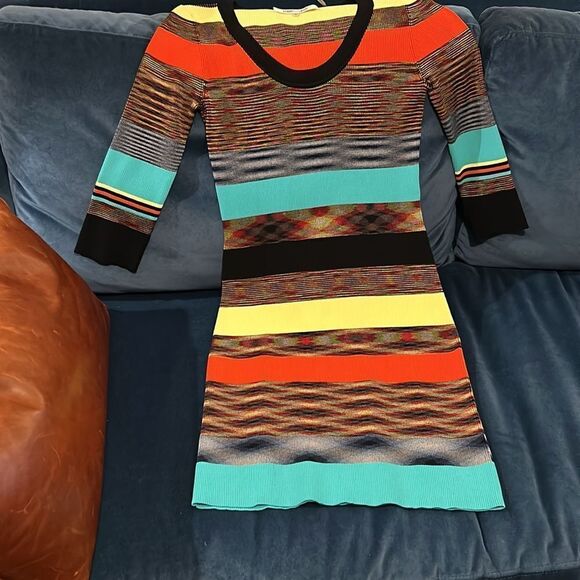 Diane Von Furstenburg Dress Stretch Striped print 3/4 sleeve mini scoop neck M - Picture 17 of 17